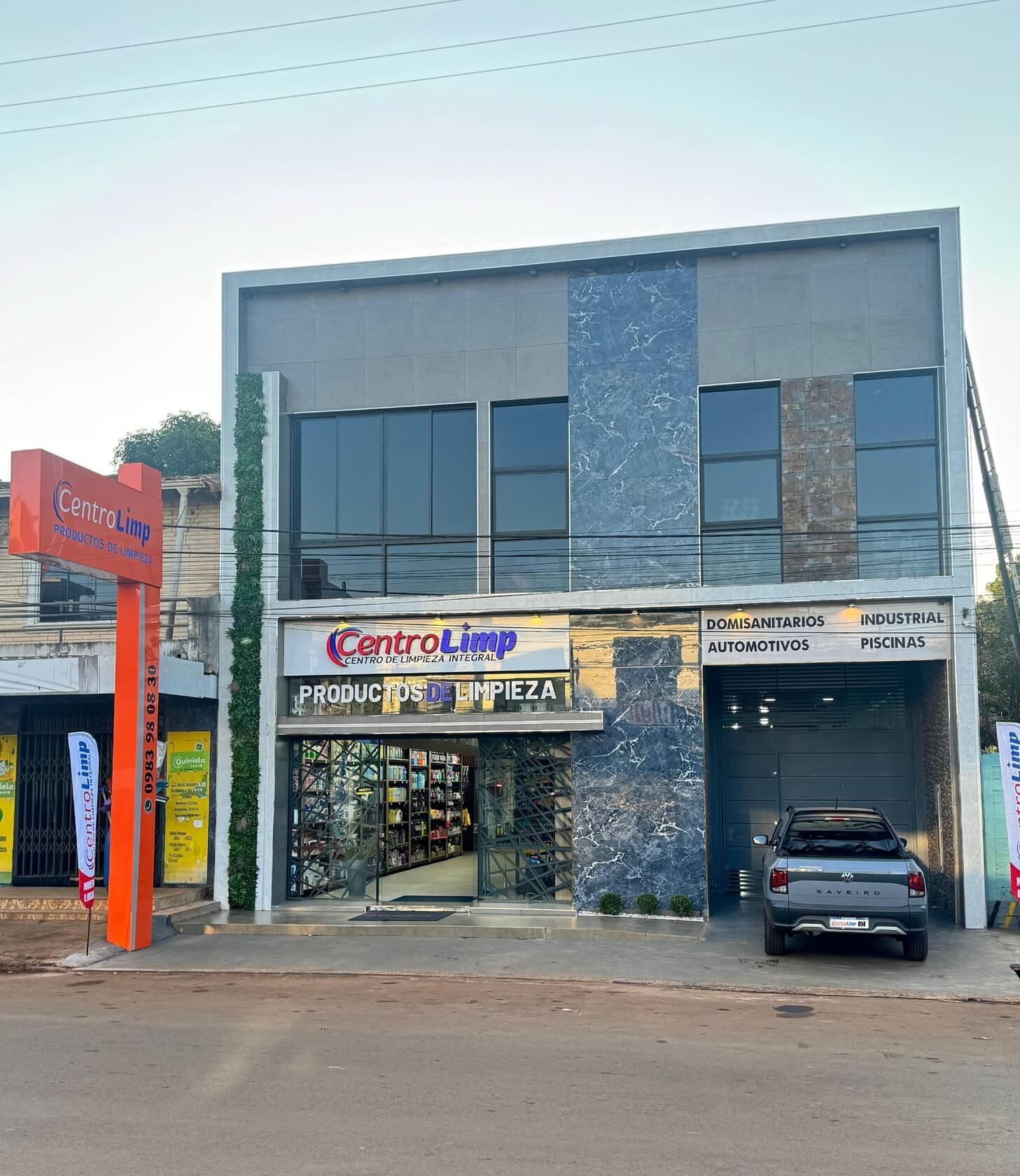 Fachada del local de Centro Limp en Hernandarias